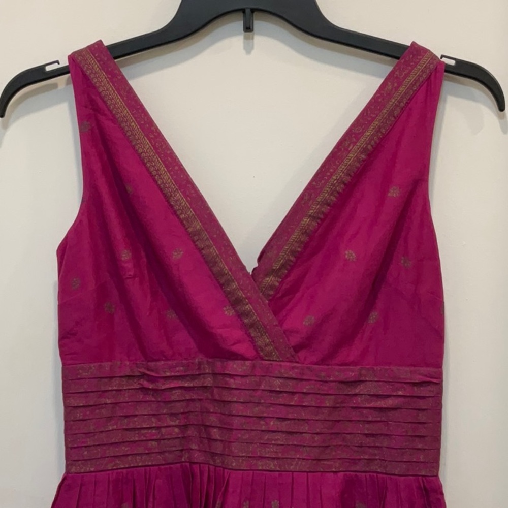 Isacc Mizrahi Elegant Pink Sleeveless v neck Dress - Picture 2 of 7